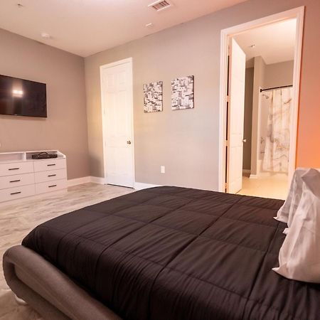 Disney Parks- International Dr - Orlando Luxury Condominium- Fully Equipped - 3Bed & 2 Bath- Kültér fotó
